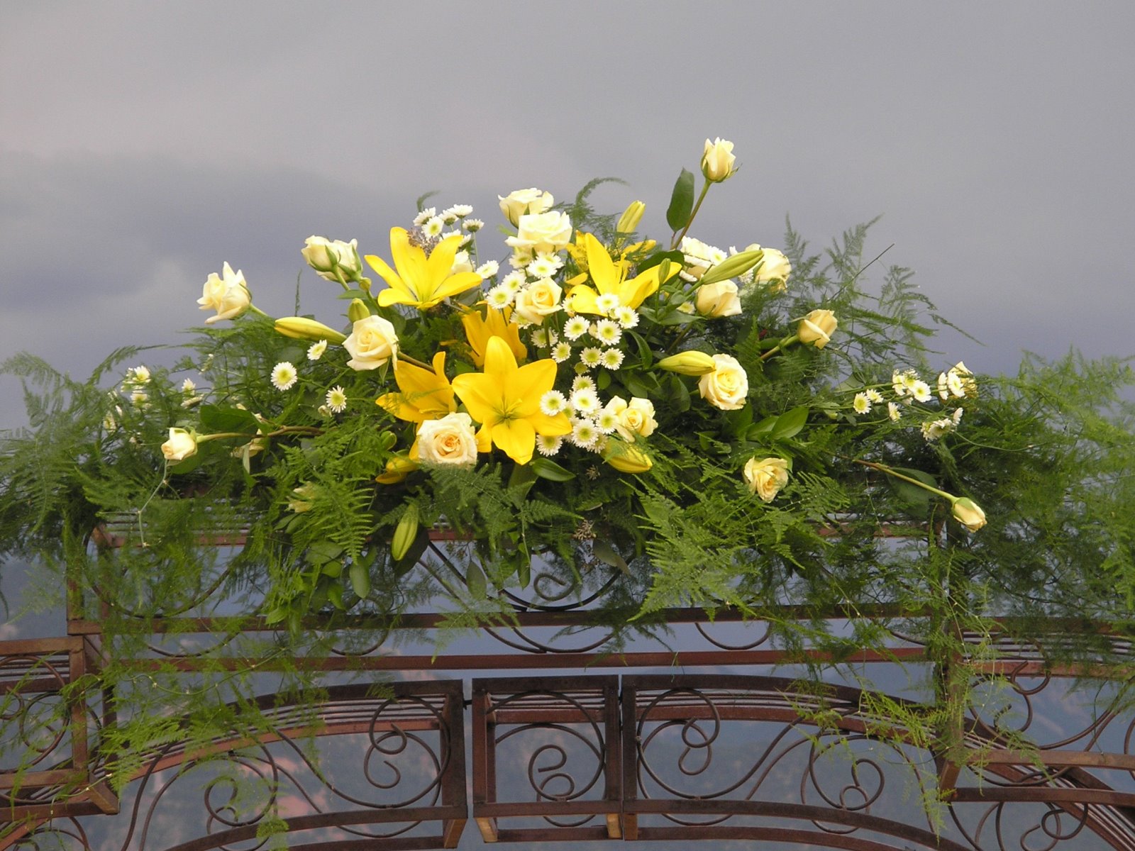 arch, arbor, gazebo, chappa  - Wedding Colorado