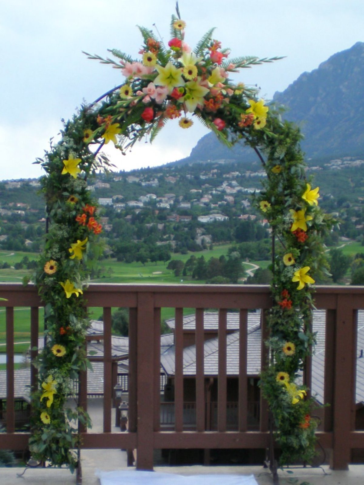 arch, arbor, gazebo, chappa  - Wedding Colorado