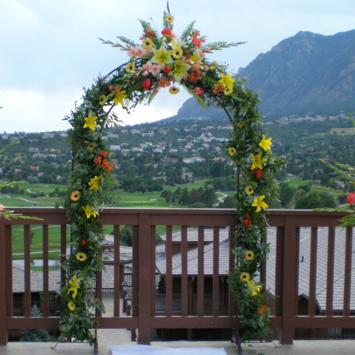 arch, arbor, gazebo, chappa  - Wedding Colorado