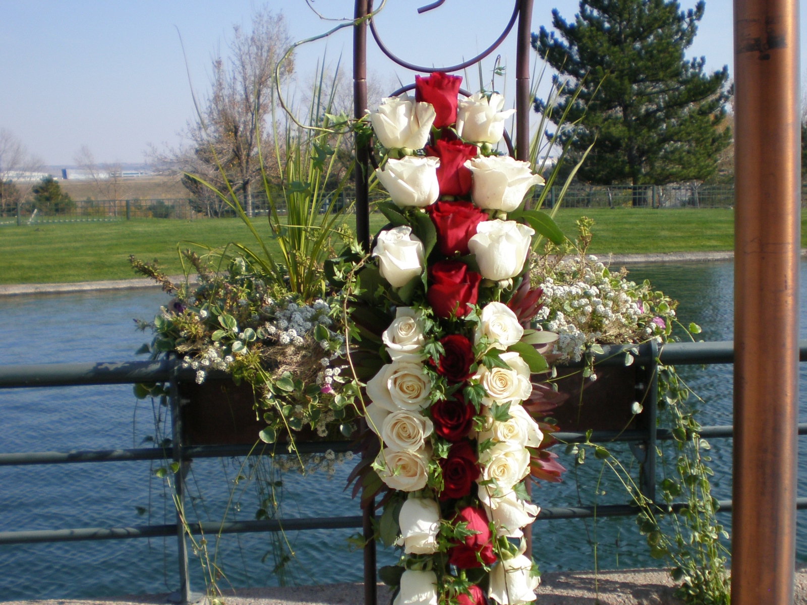 arch, arbor, gazebo, chappa  - Wedding Colorado