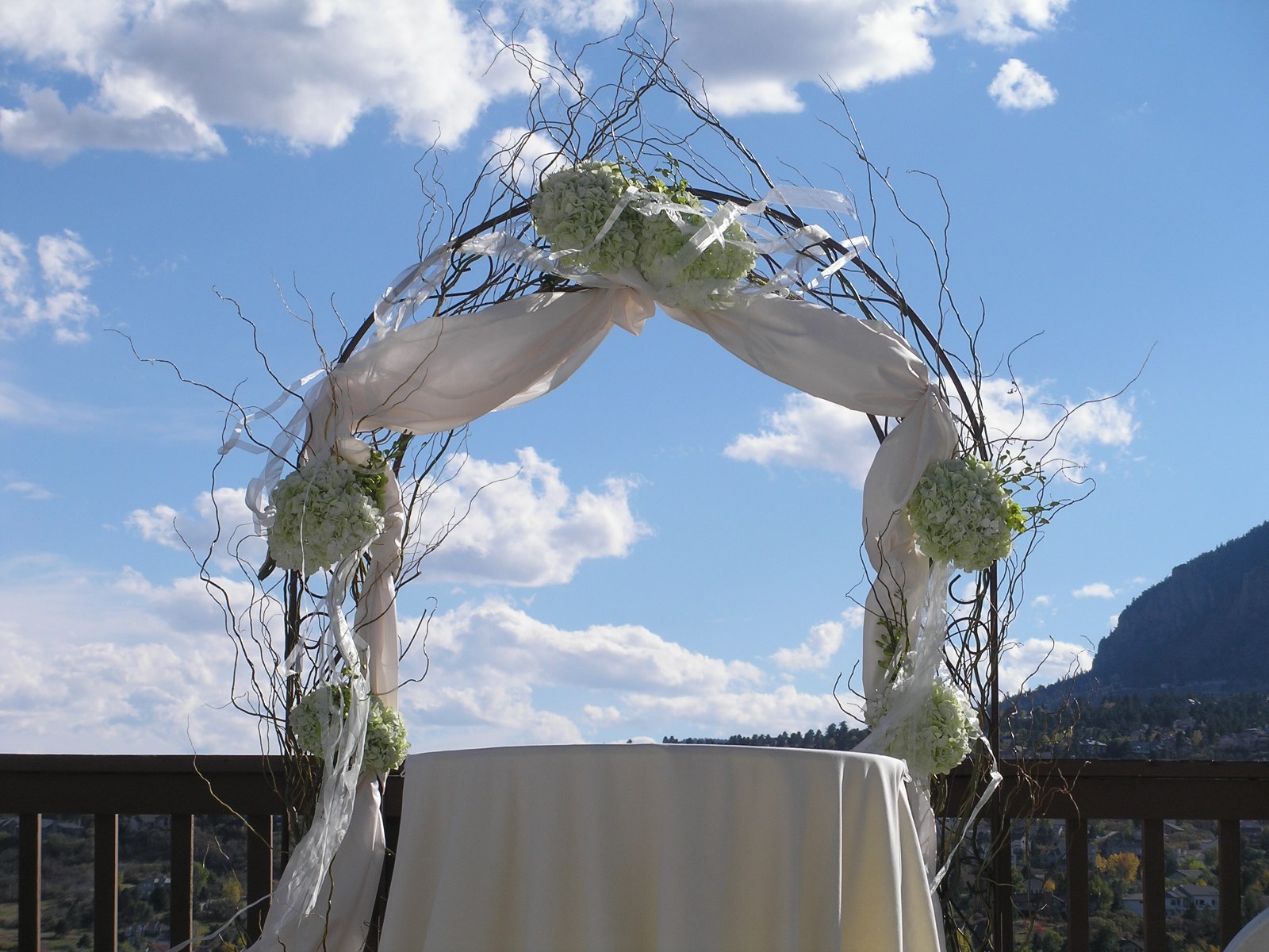 arch, arbor, gazebo, chappa  - Wedding Colorado