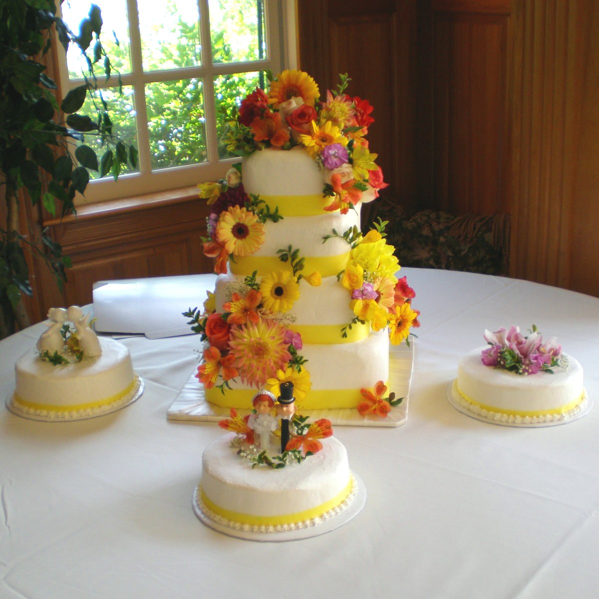 Briarhurst Manor - Wedding Flowers Colorado