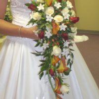 cascade bride's bouquet - Wedding Colorado